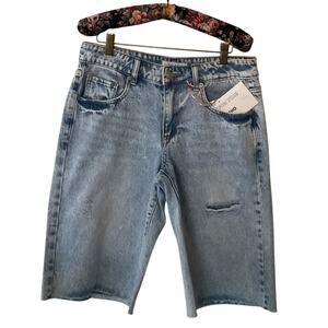 Love Soho Denim Baggy Bermuda Shorts Women Size 5 Low Rise Distressed NWT